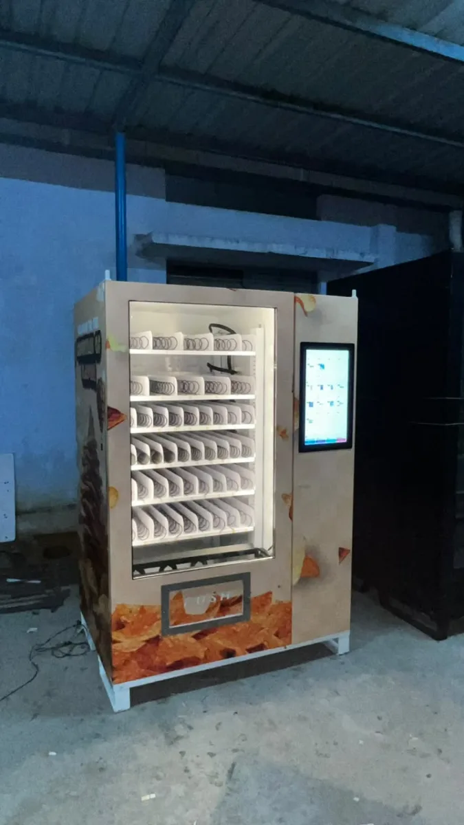 Snacks Vending Machines